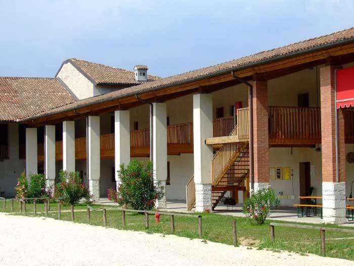 Cascina Maggia Guest House Brescia Luaran gambar